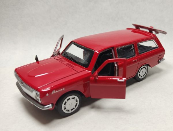 ГАЗ-24-02 "Волга" красная. 1:40