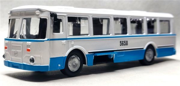 Модель автобуса ЛиАЗ-677 белый
