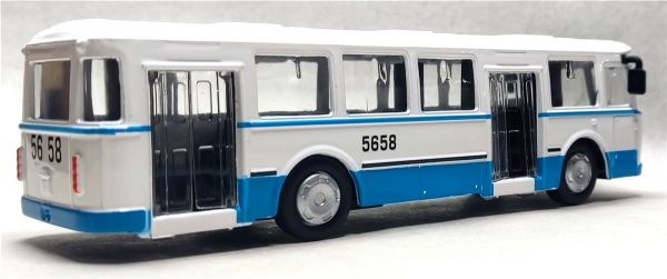 Модель автобуса ЛиАЗ-677 белый